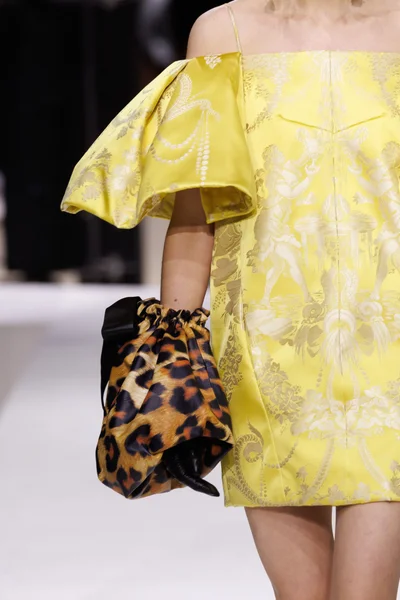 Look 126